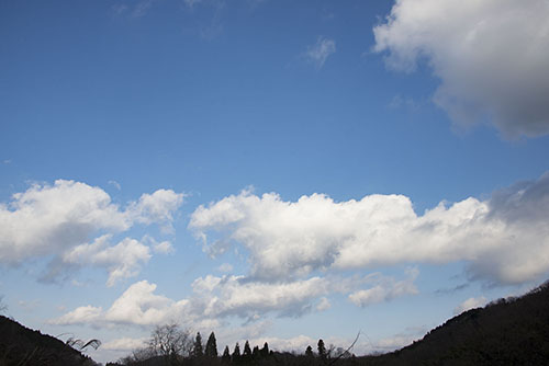フリー写真素材206「山と青空」
