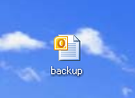 デスクトップの「backup.pst」